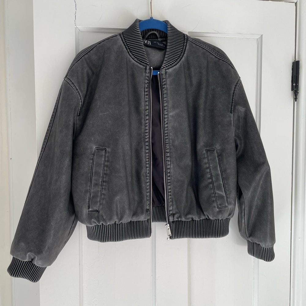 Zara Bomber Jacket - Like New Condition (never worn)